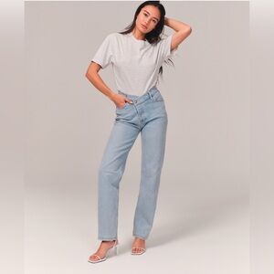 Abercrombie & Fitch Criss Cross Dad Jeans 26R New